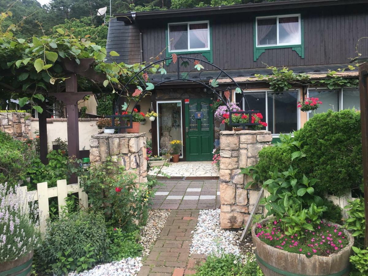 Private Hotel Rei Fujikawaguchiko Eksteriør bilde